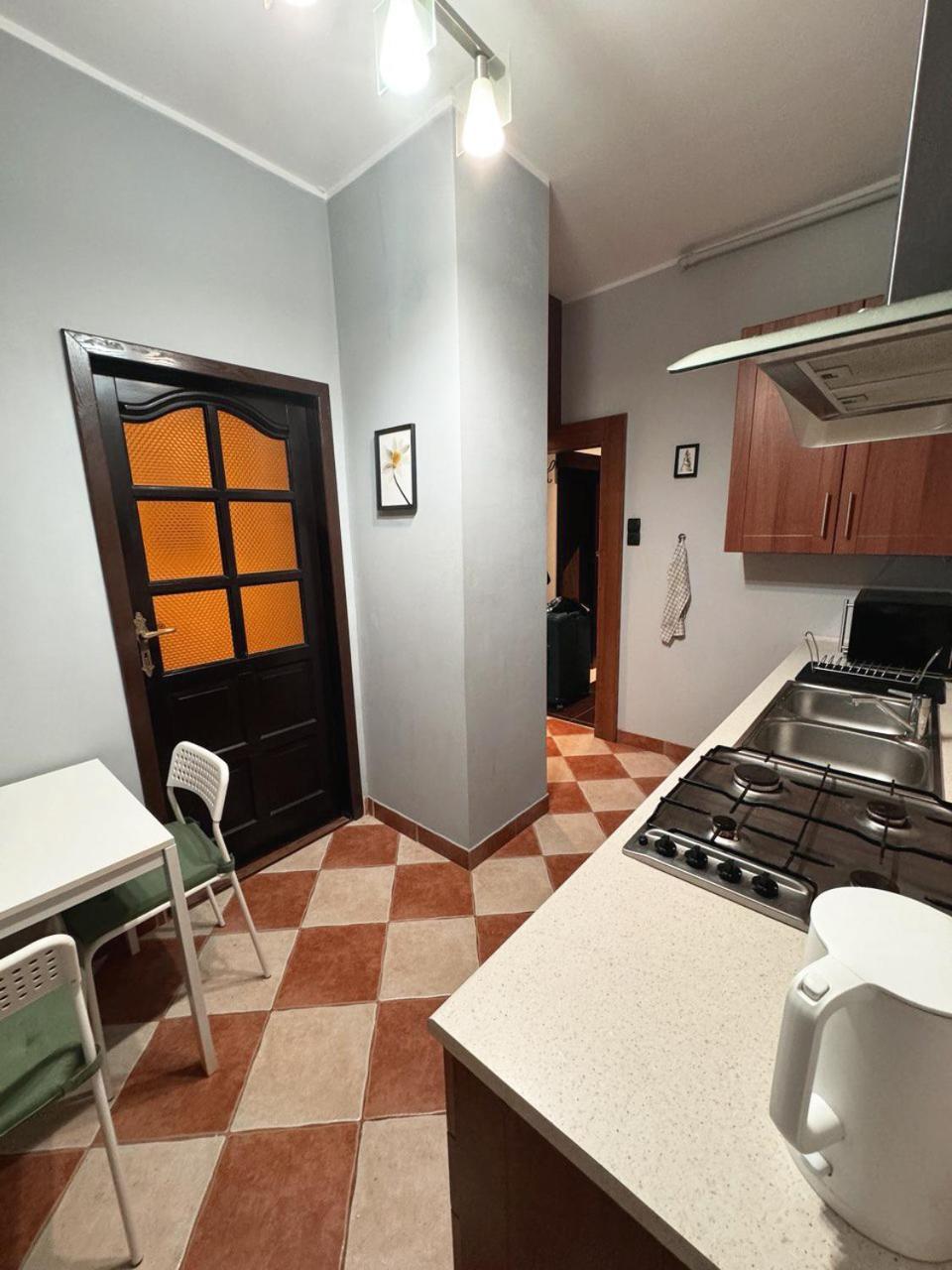 2-Room Apartment In The City Center Poznan Exterior photo